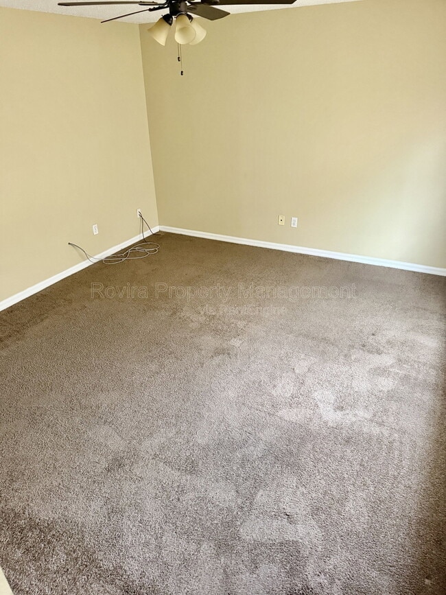 Building Photo - 1326 Aguacate Ct