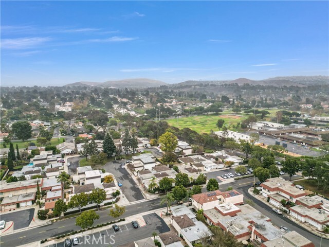 Building Photo - 1 Lancewood Way