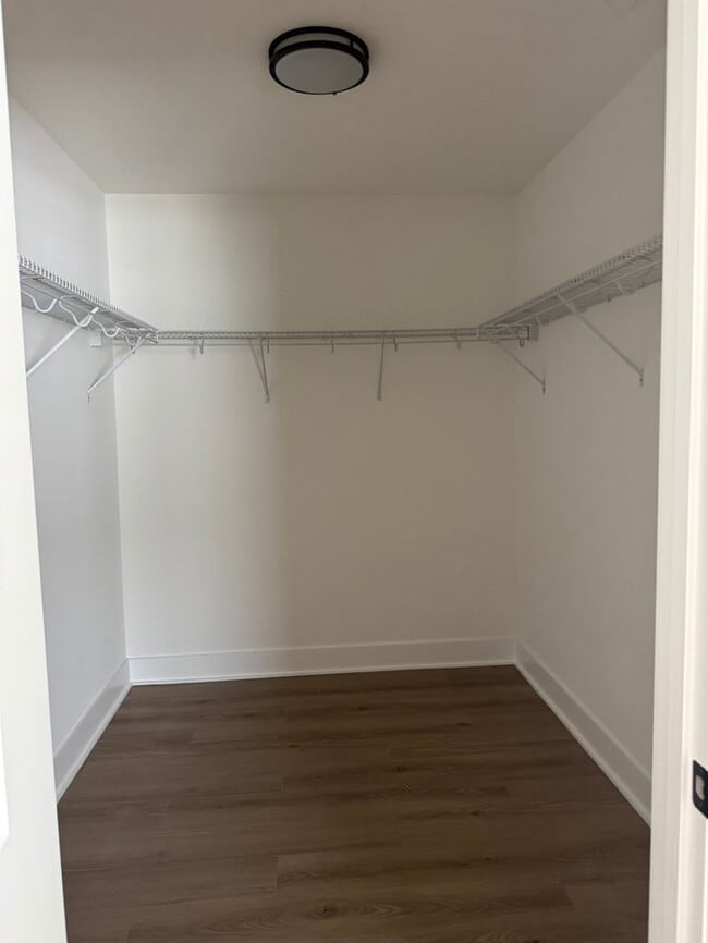 Building Photo - Brand new home