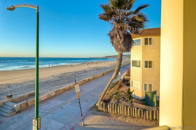 Building Photo - 3285 Ocean Front Walk