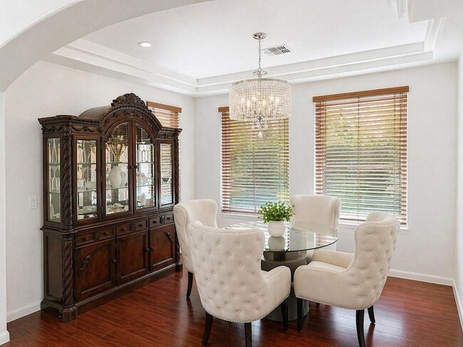 Building Photo - 8611 S 45th Glen