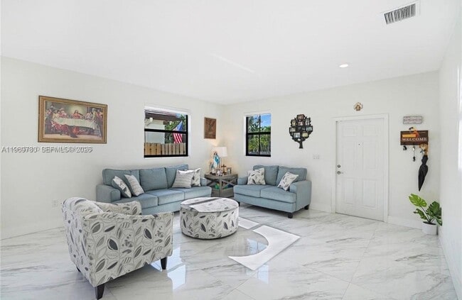 Building Photo - 10321 SW 232nd St