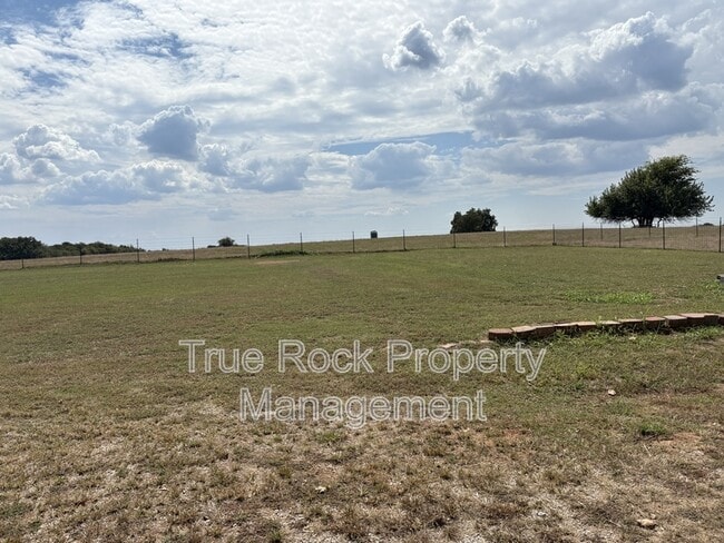 Building Photo - 23185 CR 3520