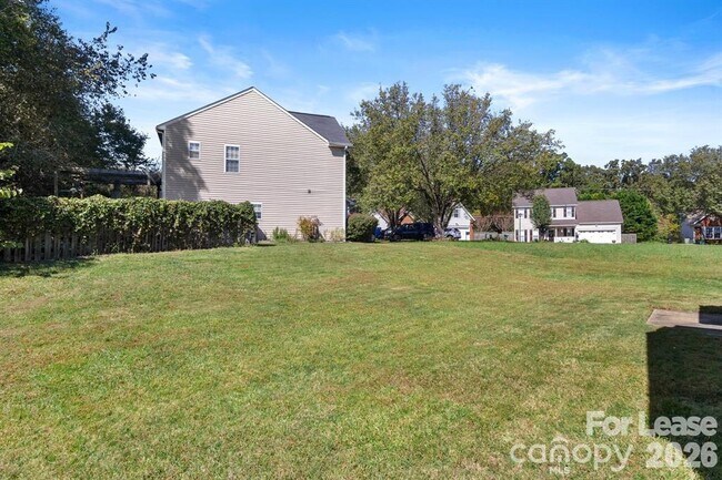 Building Photo - 6828 Ayrshire Glen Pl