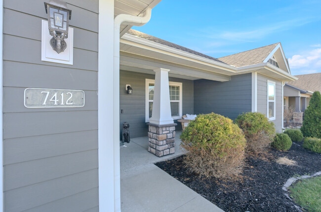 Building Photo - 7412 Oakley Dr