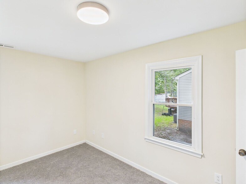 Building Photo - 6219 Dorius Dr