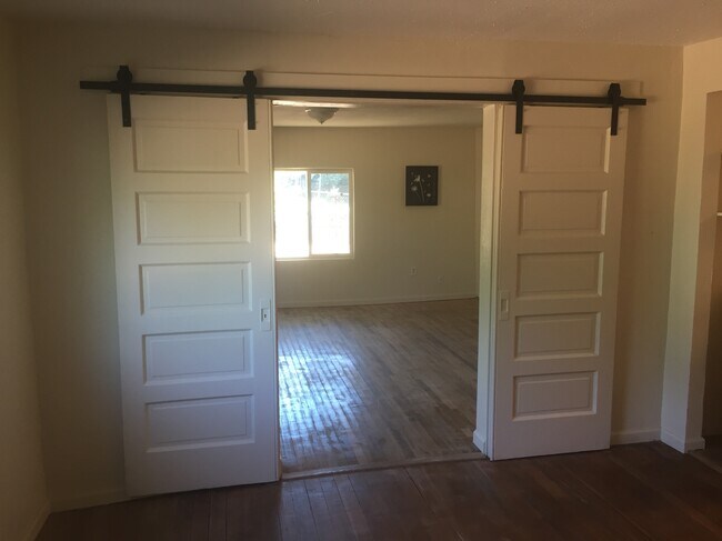 Living Rm/3rd Bdrm - 4830 Virginia Ave