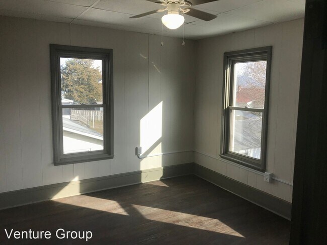 Building Photo - 3 br, 1 bath House - 1804 N Susquehanna Trail