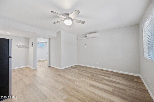 Building Photo - 3025 N 32nd St