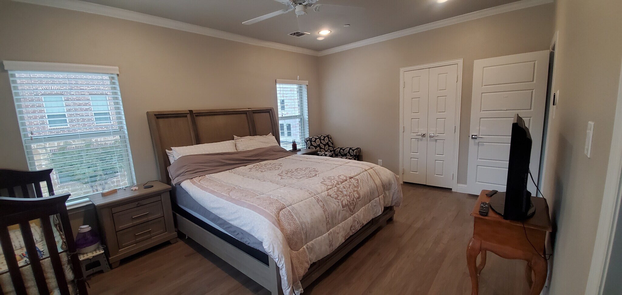 2nd floor - Master bedroom - 4428 Dexter Ln