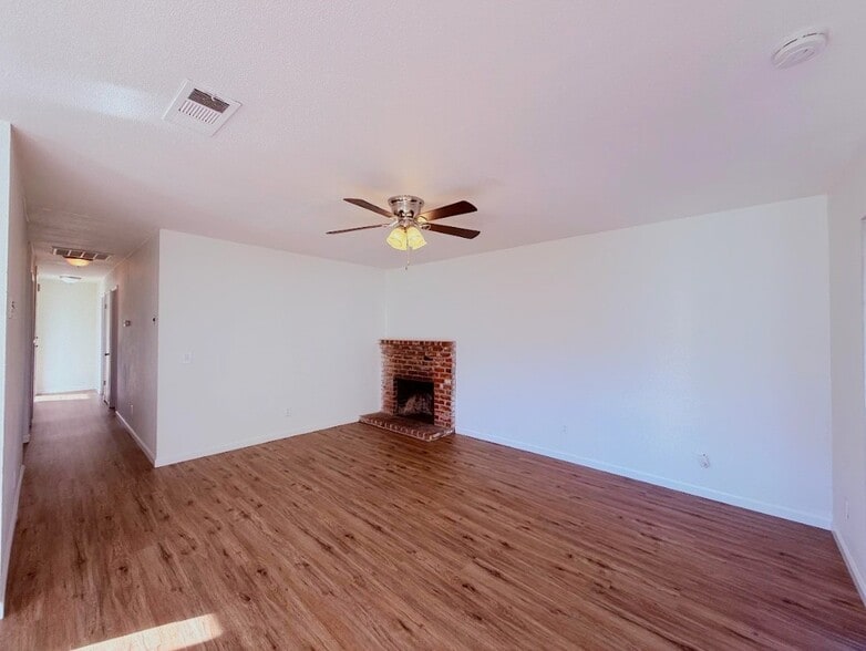 Building Photo - 1351 Virginia St