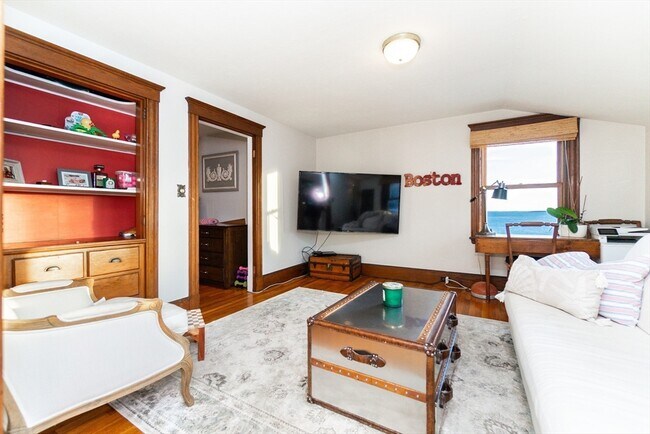 Building Photo - 322 Humphrey St