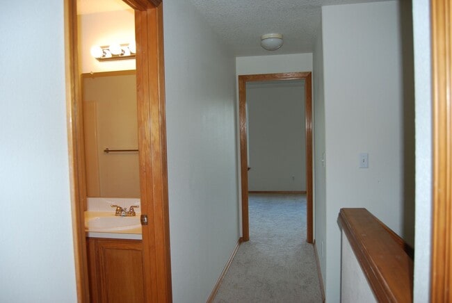 Building Photo - HAD253