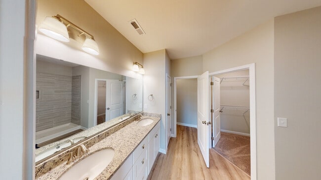 Building Photo - Wimbledon Village Cottages, Unit 12