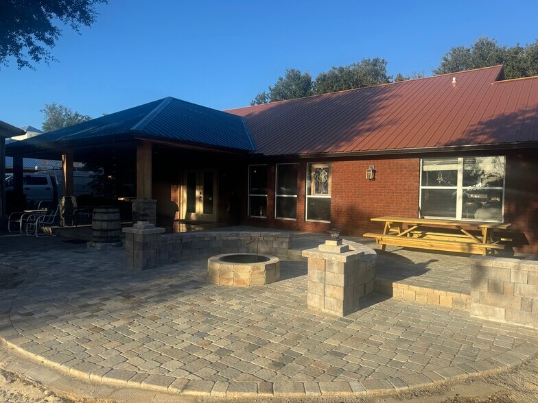 Building Photo - 3610 Conwick Dr