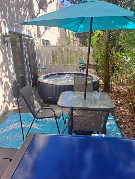 Building Photo - 5678 Samter Ct