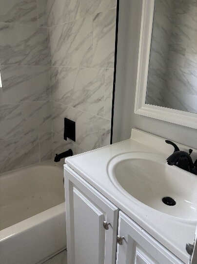 Building Photo - "4-Bed, 2-Bath Gem in Memphis - Spacious 1332 Sq Ft Home Awaits!"