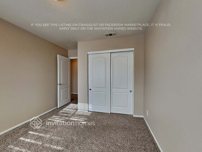 Building Photo - 2124 Desert Peak Rd