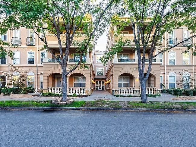 Building Photo - 45 N Ogden St