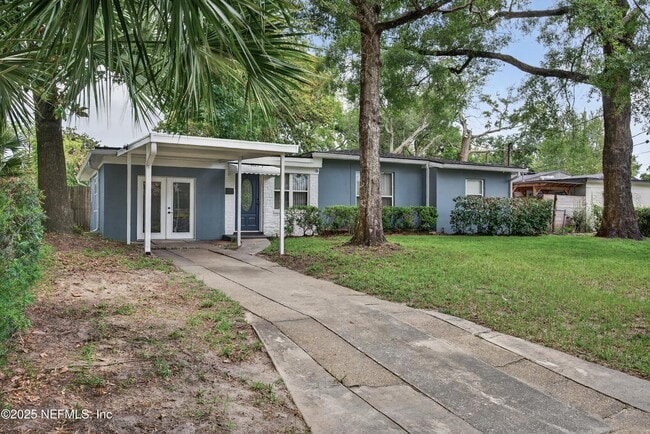 Building Photo - 6190 Mercer Cir E