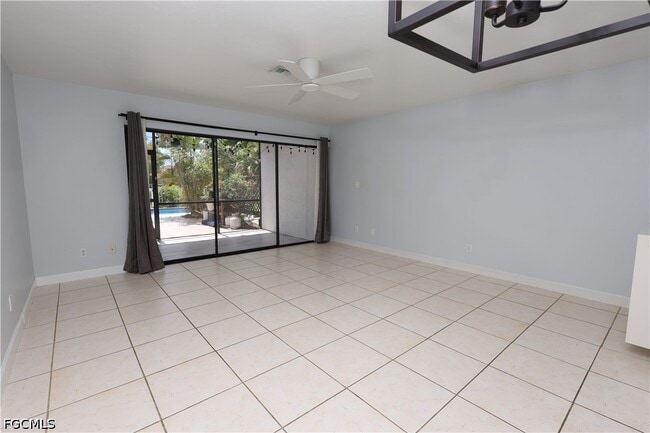 Building Photo - 26510 Southern Pines Dr
