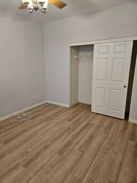 Building Photo - 7204 Mountain Den Ave