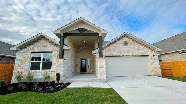 Building Photo - 223 Trailside Ln