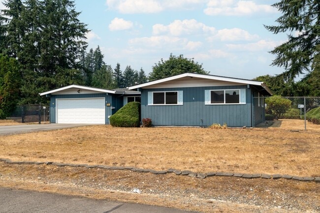 Building Photo - 17656 SE 267th Pl
