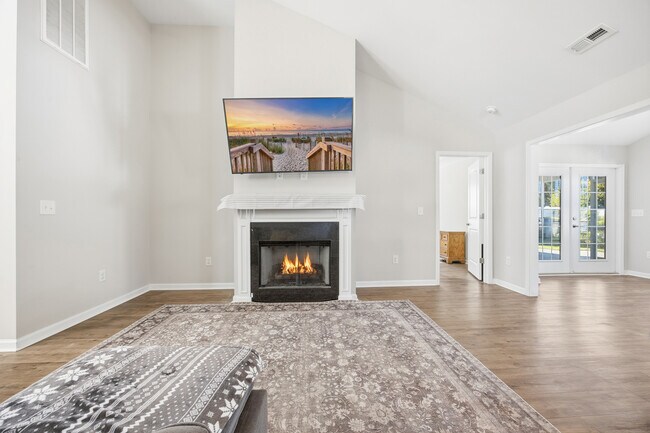 Building Photo - 82 Palmetto Green Dr
