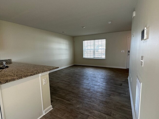 Building Photo - CLARKE COUNTY RENTAL in Shenandoah Crossing HOA