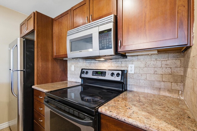 Building Photo - 4120 N 78th St