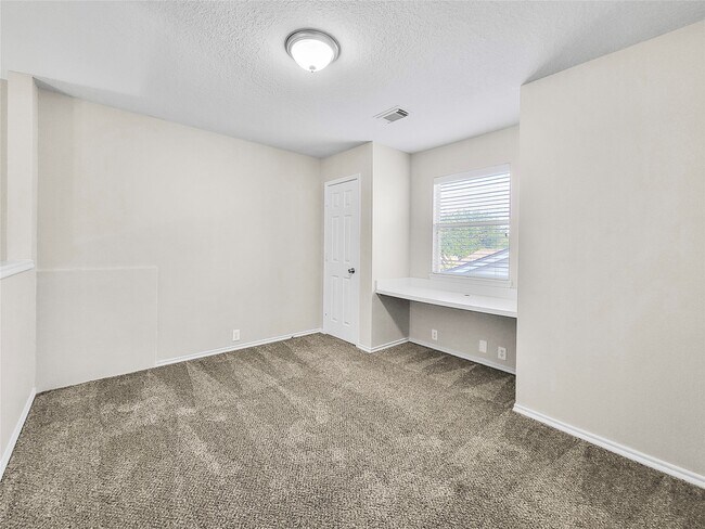 Building Photo - 14954 Sugar Sweet Dr