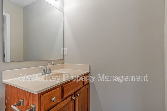 Building Photo - 5637 Fieldcross Ct