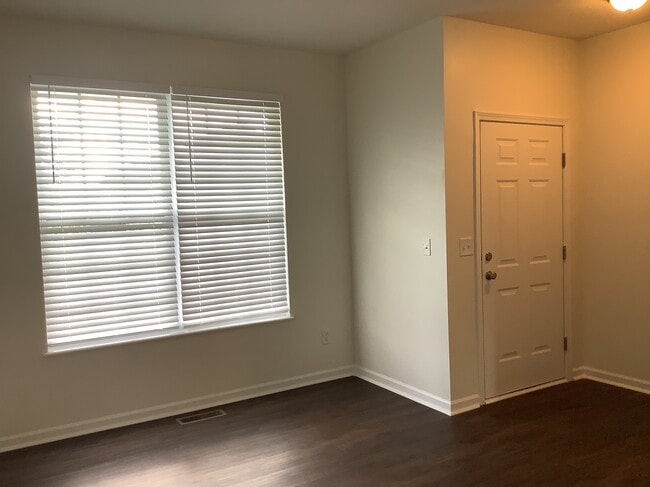 Building Photo - 167 Faulkner Dr