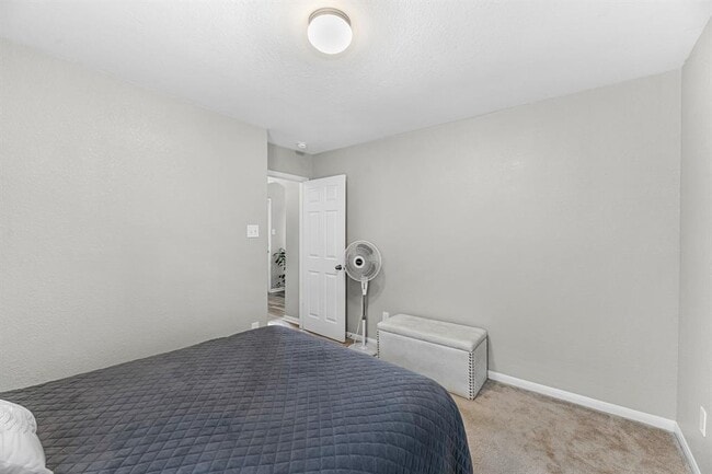 Building Photo - 1811 Buttonwood Trail
