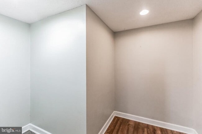 Building Photo - 1650 Wickham Way