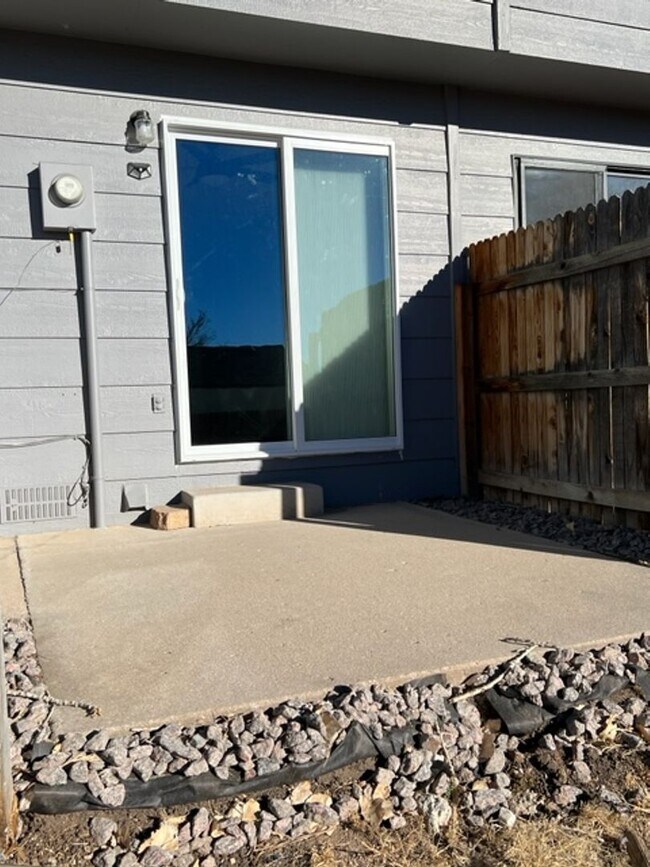 Building Photo - 1243 Soaring Eagle Dr