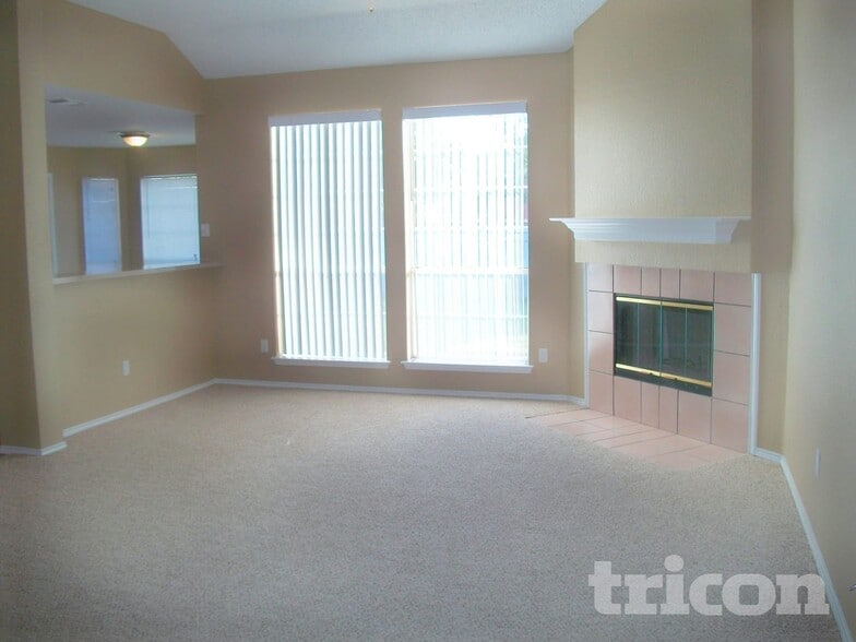 Building Photo - 4438 Harpers Ferry Dr