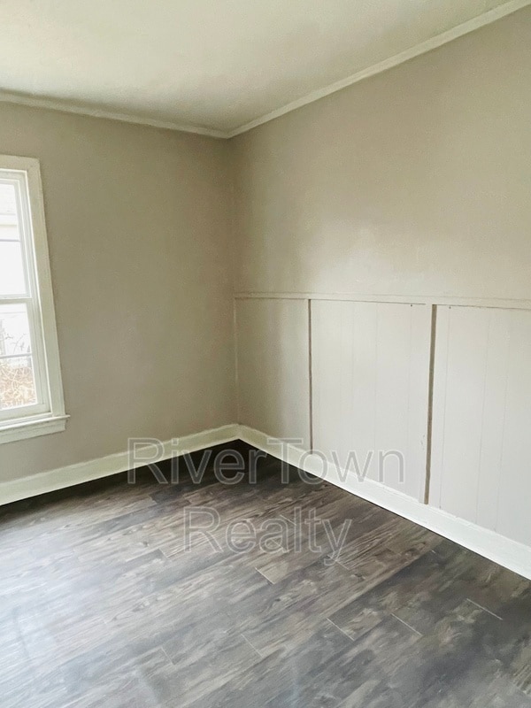 Building Photo - 2346 Poe Ave