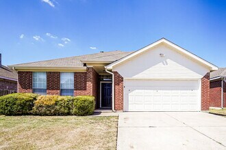 Building Photo - 7213 Park Creek Cir W