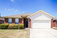 Building Photo - 7213 Park Creek Cir W