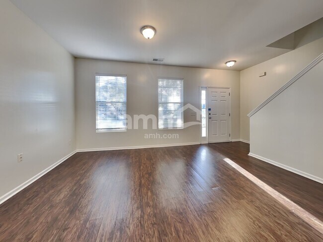 Building Photo - 3005 Peacher Ct