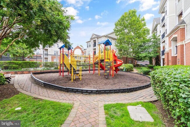 Building Photo - 3851 Aristotle Ct