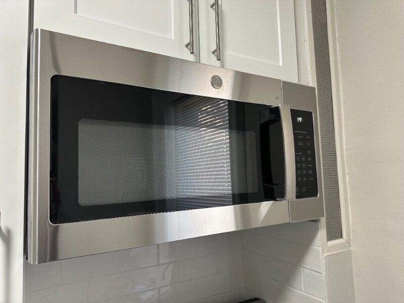 Building Photo - 18 Kensington Ave