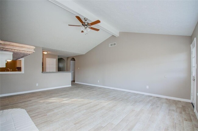 Building Photo - 10510 Rancho Bernardo Ln