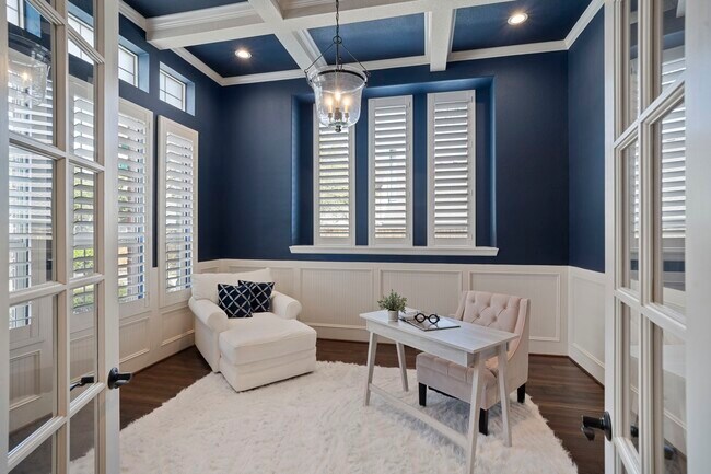 Building Photo - 622 Pink Azalea Trail