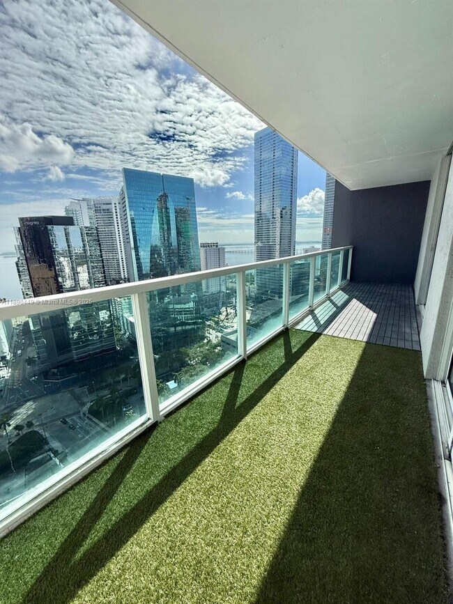 Building Photo - 1250 S Miami Ave