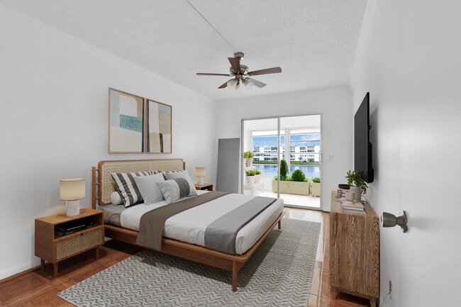 Building Photo - 2043 Cornwall C