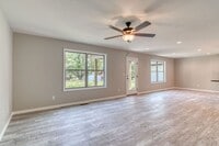 Building Photo - Brand New 3 Bedroom 2.5 Bathroom Springfie...