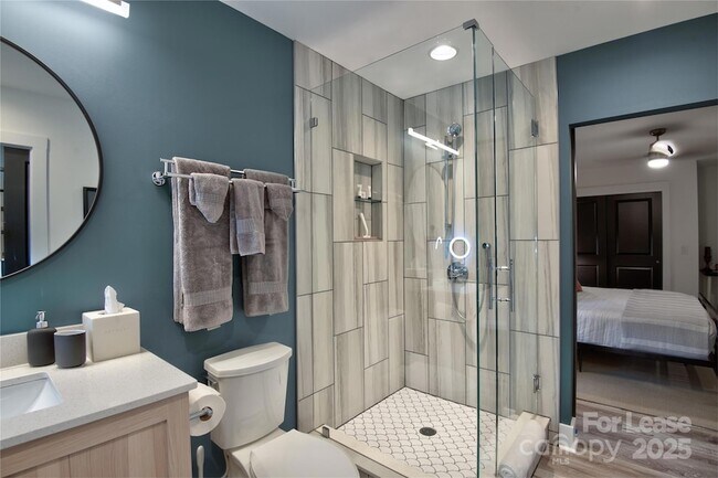 Building Photo - 3945 Rockfern Rd